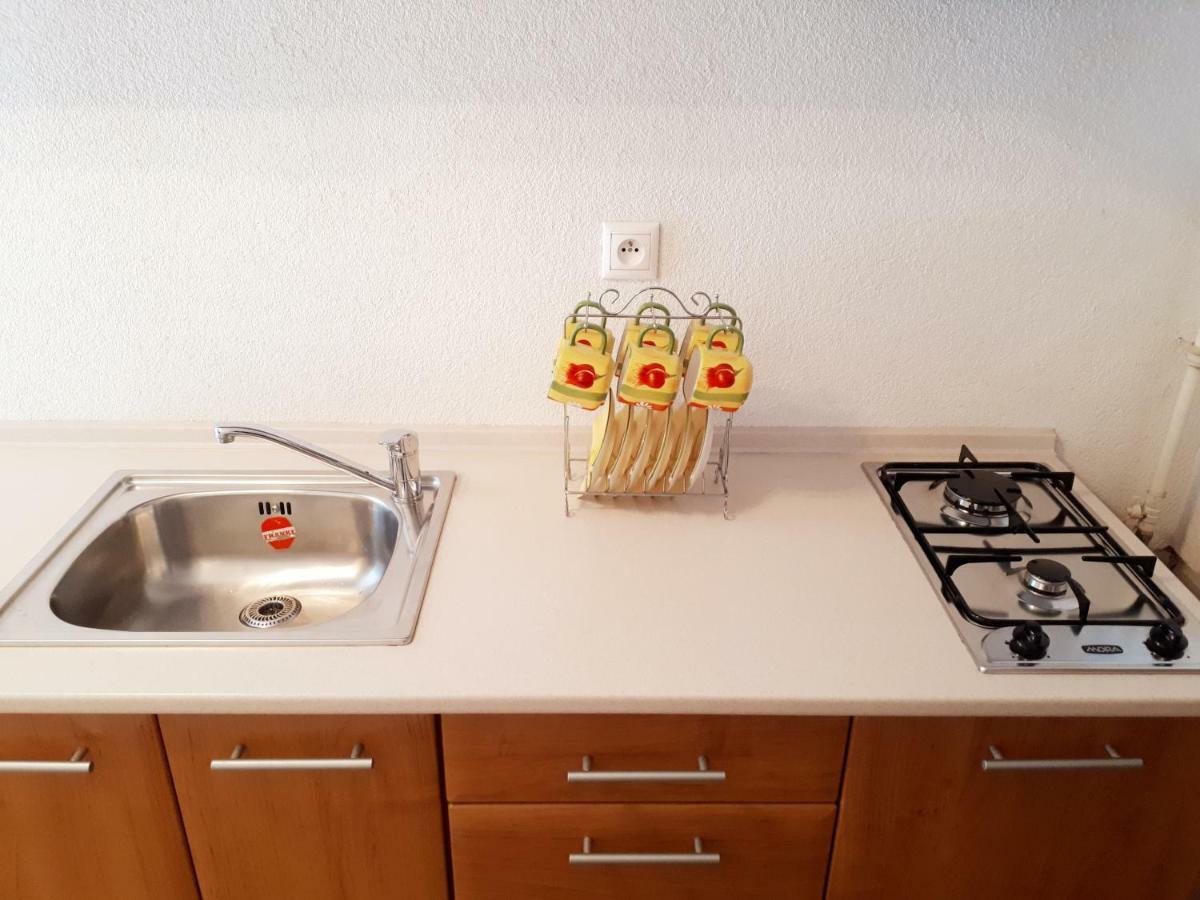 Brezno - 2 Izbovy Apartman Buitenkant foto